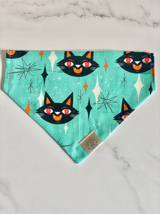 Over the Collar Dog Bandana-Black Cat-Personalized Dog Bandana-Customized Dog Bandana-Dog Gift-Halloween Bandana-Fall Bandana-Spook
