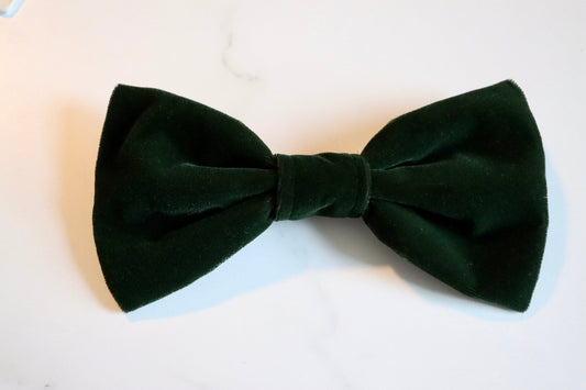 Over the Collar Dog Bow Tie-Green Velvet Bow-Standard Bow-Sailor Bow-Christmas Dog Bow Tie-Christmas Day Dog Style-Holiday Dog Gift